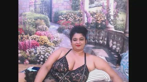 indianstar75 from Cherry is Freechat