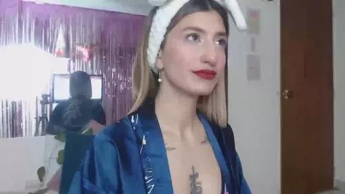 Girls and cam to cam: Watch as these sophisticated entertainers uncover their stunning costumes and curvaceous curves online!