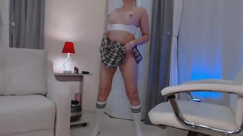 ladytemptress from Cherry is Freechat