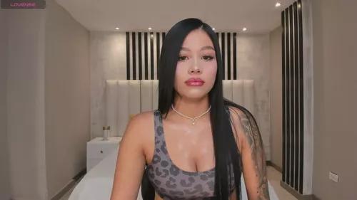Photos of leahnovac from Cherry is Freechat