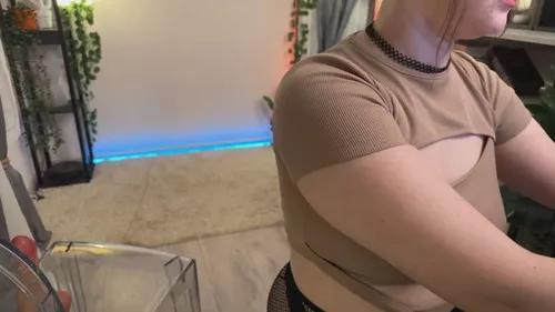 lelaryan from Cherry is Freechat