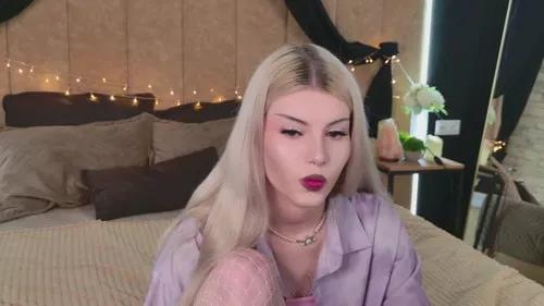 lindareacher from Cherry is Freechat