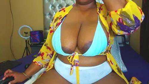 lovenia from Cherry is Freechat