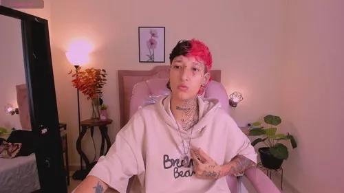 lucirouse from Cherry is Freechat