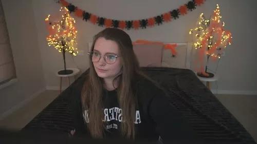 Photos of magicpeachh from Cherry is Freechat