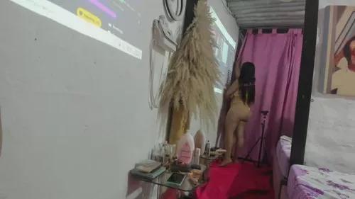 Girls and cam to cam: Watch as these sophisticated entertainers uncover their stunning costumes and curvaceous curves online!
