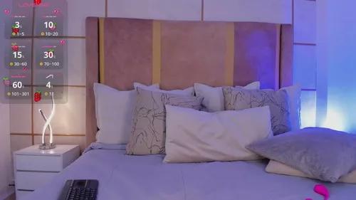 Girls and cam to cam: Watch as these sophisticated entertainers uncover their stunning costumes and curvaceous curves online!