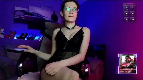 Girls and cam to cam: Watch as these sophisticated entertainers uncover their stunning costumes and curvaceous curves online!