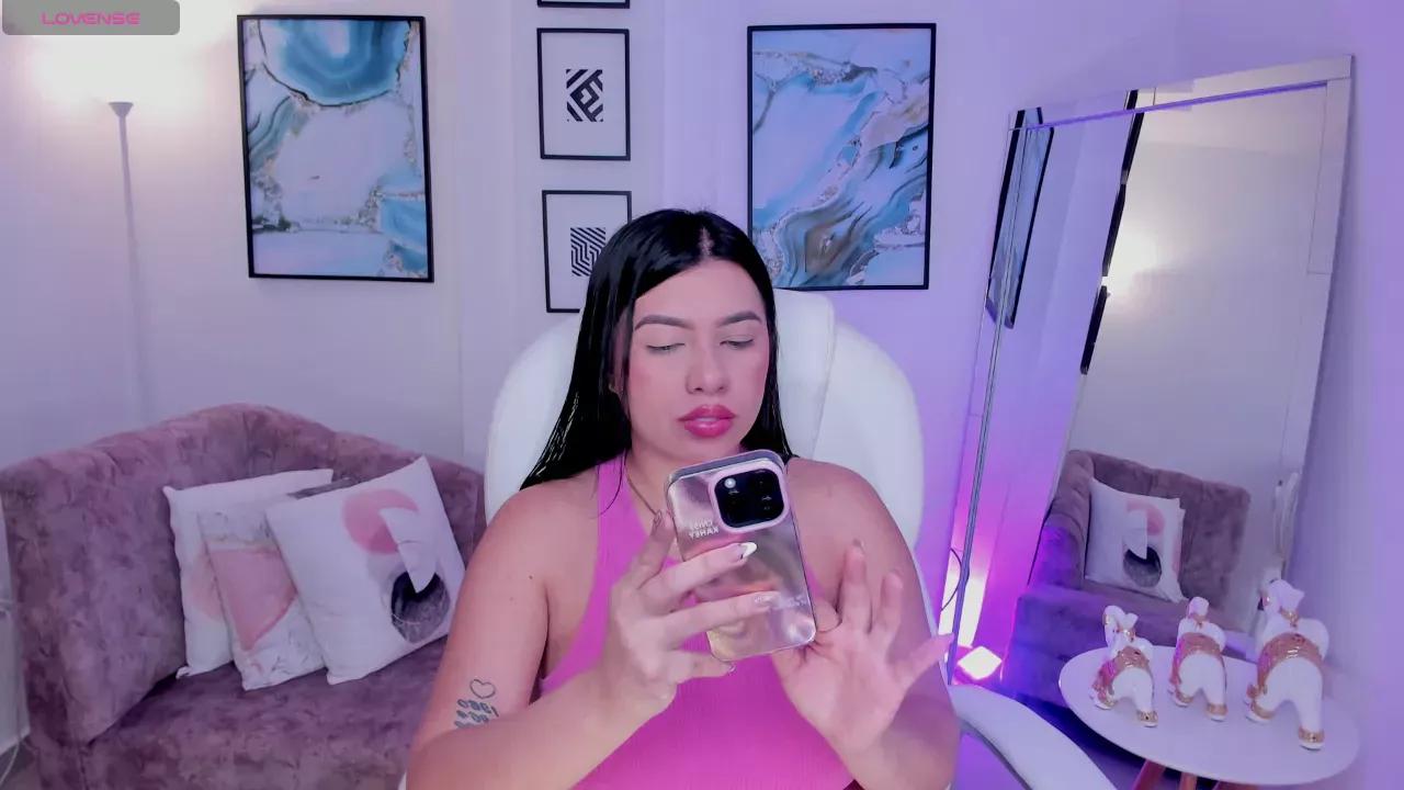 Girls and cam to cam: Watch as these sophisticated entertainers uncover their stunning costumes and curvaceous curves online!