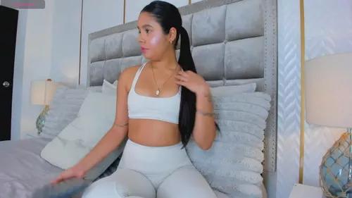 Photos of nicolhoney from Cherry is Freechat