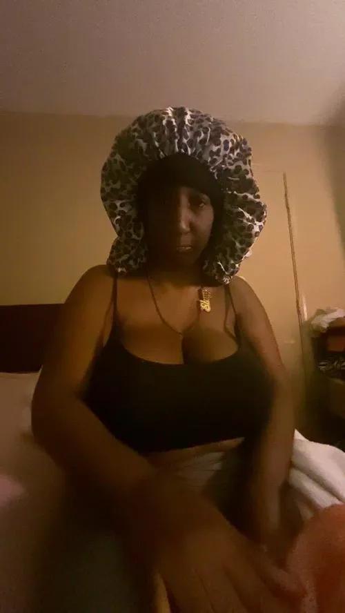 prettydeafshay from Cherry is Freechat