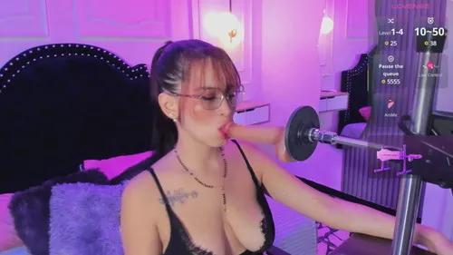 Girls and cam to cam: Watch as these sophisticated entertainers uncover their stunning costumes and curvaceous curves online!