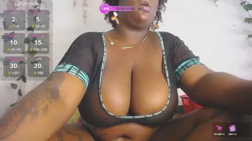 Photos of roosveyker from Cherry is Freechat