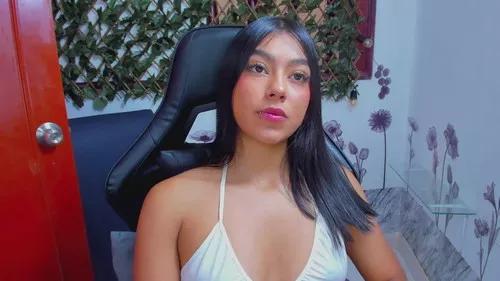 sarahbrowm from Cherry is Freechat