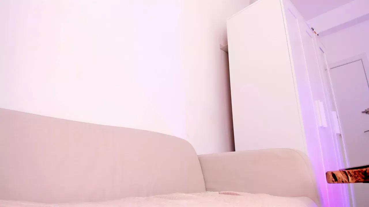 sarasaenz from Cherry is Freechat