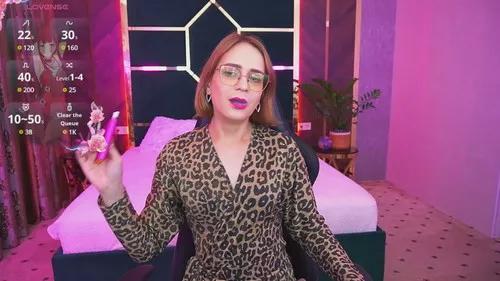 Girls and cam to cam: Watch as these sophisticated entertainers uncover their stunning costumes and curvaceous curves online!