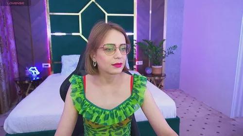 sweetynicki from Cherry is Freechat