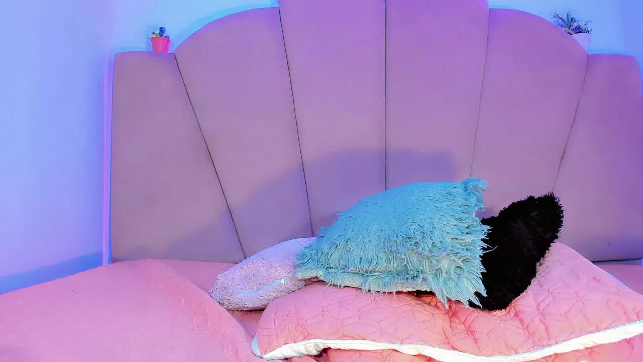 Girls and cam to cam: Watch as these sophisticated entertainers uncover their stunning costumes and curvaceous curves online!
