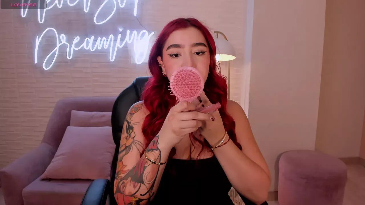 Girls and cam to cam: Watch as these sophisticated entertainers uncover their stunning costumes and curvaceous curves online!