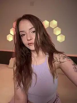 -Meowy- from StripChat is Freechat