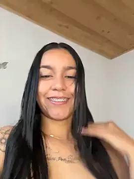 18cuteanita from StripChat is Freechat