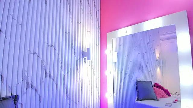 Girls and cam to cam: Watch as these sophisticated entertainers uncover their stunning costumes and curvaceous curves online!
