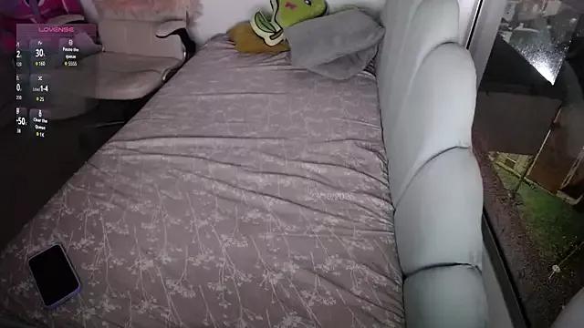 Girls and cam to cam: Watch as these sophisticated entertainers uncover their stunning costumes and curvaceous curves online!