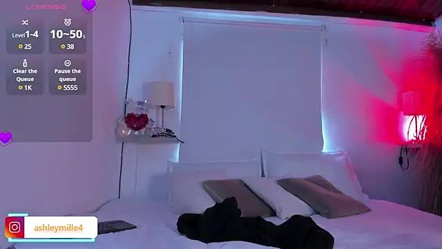 Girls and cam to cam: Watch as these sophisticated entertainers uncover their stunning costumes and curvaceous curves online!