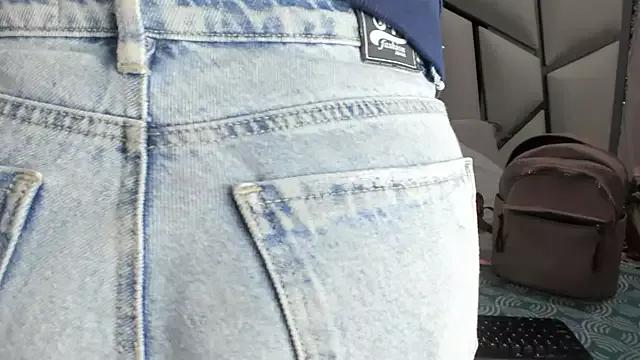 Girls and cam to cam: Watch as these sophisticated entertainers uncover their stunning costumes and curvaceous curves online!