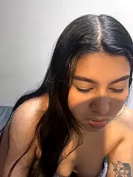 _Chloe_Smith from StripChat is Freechat