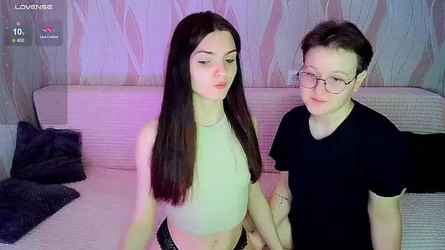 Girls and cam to cam: Watch as these sophisticated entertainers uncover their stunning costumes and curvaceous curves online!