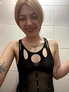 _Cristalfoxx4 from StripChat is Freechat