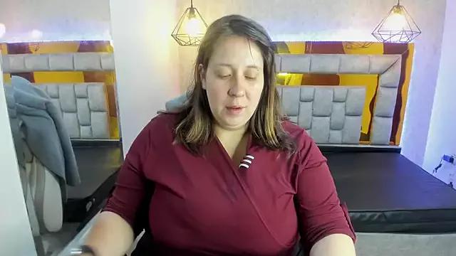 _Emily_rosee_ from StripChat is Freechat