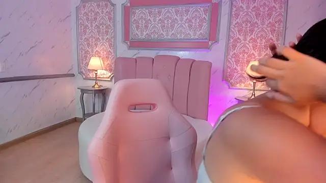 Girls and cam to cam: Watch as these sophisticated entertainers uncover their stunning costumes and curvaceous curves online!