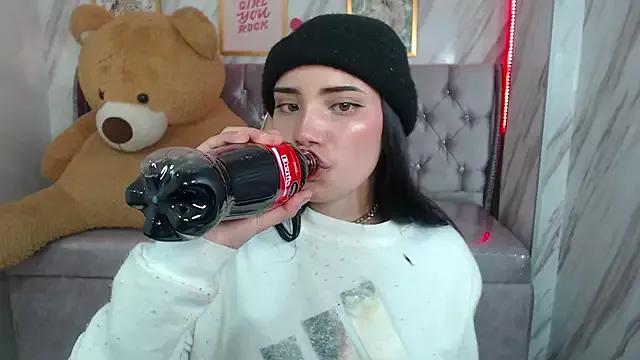 _Esther_Toro_b webcams show profile image 