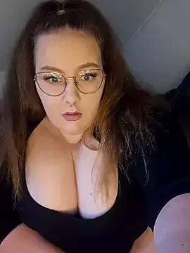 _Julie_x from StripChat is Freechat