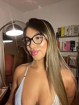 Girls and cam to cam: Watch as these sophisticated entertainers uncover their stunning costumes and curvaceous curves online!