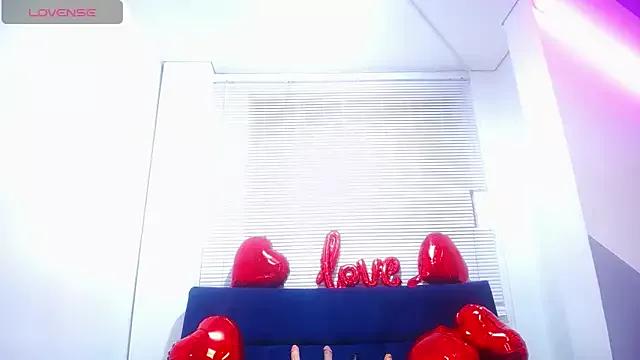 Girls and cam to cam: Watch as these sophisticated entertainers uncover their stunning costumes and curvaceous curves online!