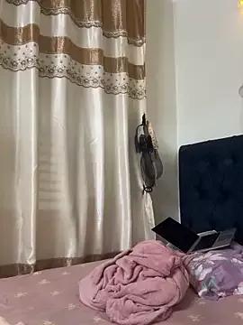 _Lunaaa from StripChat is Freechat