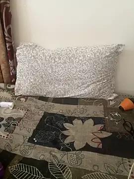 _Maya_zaidi_ from StripChat is Freechat