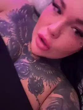 _MelinaCurves_ from StripChat is Freechat