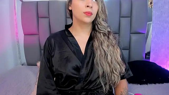 Girls and cam to cam: Watch as these sophisticated entertainers uncover their stunning costumes and curvaceous curves online!