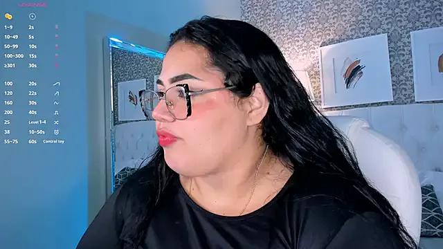 Girls and cam to cam: Watch as these sophisticated entertainers uncover their stunning costumes and curvaceous curves online!