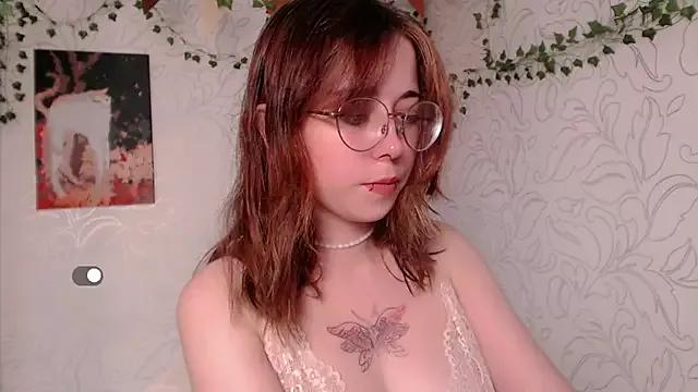 _miraclecattt_ from StripChat is Freechat