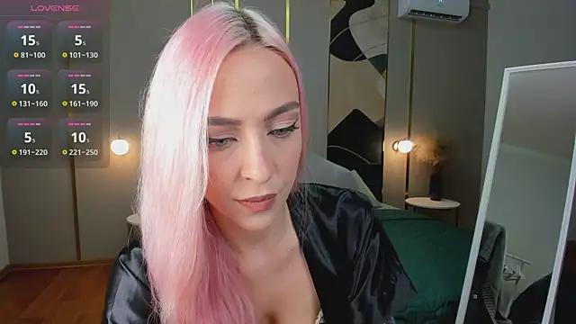 Girls and cam to cam: Watch as these sophisticated entertainers uncover their stunning costumes and curvaceous curves online!
