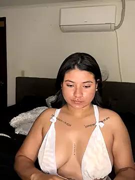 _pamela_Ray from StripChat is Freechat