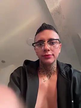 Girls and cam to cam: Watch as these sophisticated entertainers uncover their stunning costumes and curvaceous curves online!