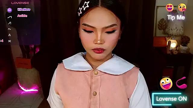 Girls and cam to cam: Watch as these sophisticated entertainers uncover their stunning costumes and curvaceous curves online!