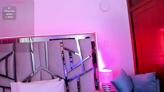 _valeria_saenz_ from StripChat is Freechat