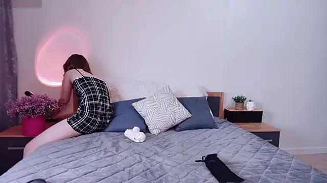 Girls and cam to cam: Watch as these sophisticated entertainers uncover their stunning costumes and curvaceous curves online!